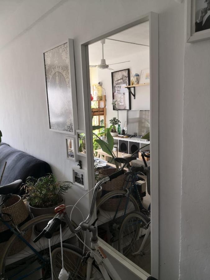 My Quiet House Apartment Малага Екстериор снимка